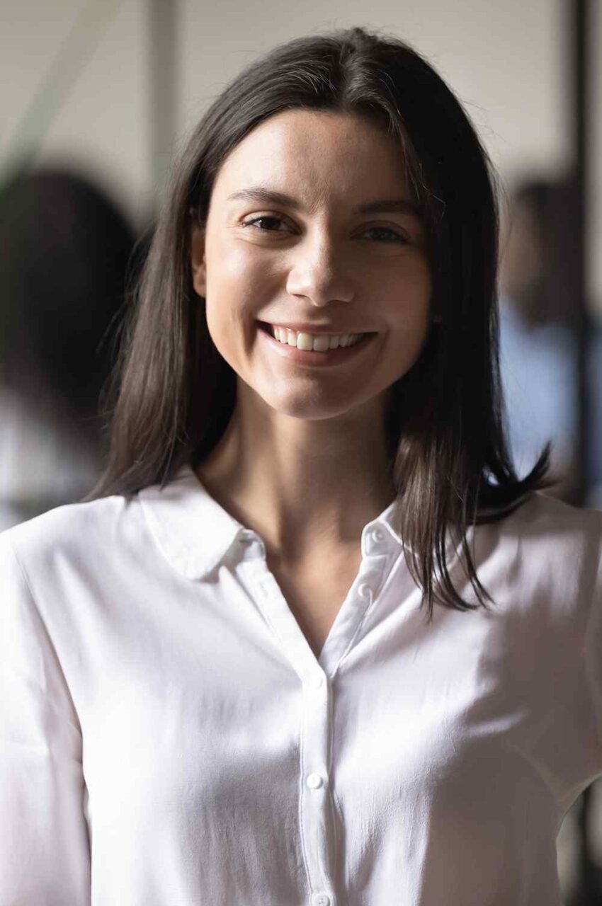 https://www.balancingbusiness.de/wp-content/uploads/2020/08/team_06-850x1280.jpg