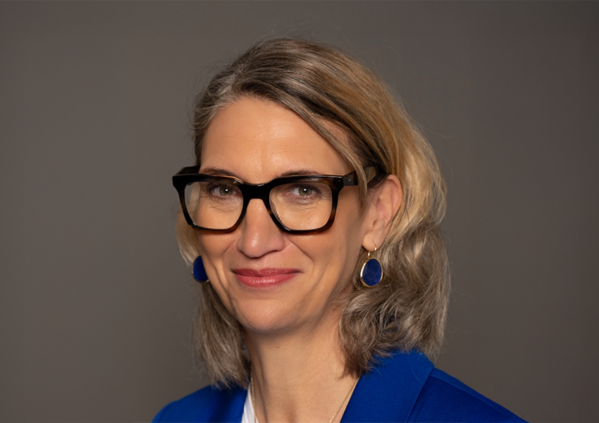 https://www.balancingbusiness.de/wp-content/uploads/2025/03/Carolin-2_quad-opti2-850x600.png