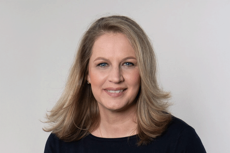 https://www.balancingbusiness.de/wp-content/uploads/2025/03/Carolin_Wight.gif